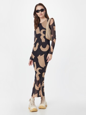 Robe Monki en noir