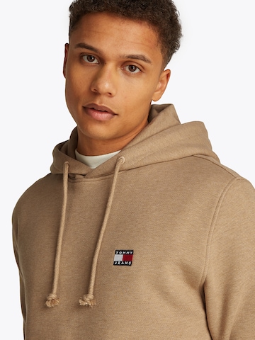 Tommy Jeans Sweatshirt in Brown