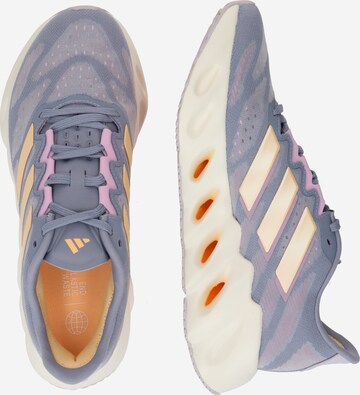 purpurinė ADIDAS PERFORMANCE Bėgimo batai 'Switch Fwd '