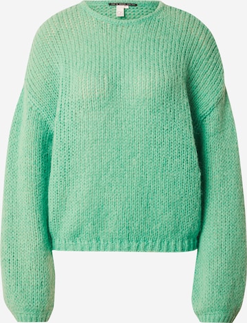 Pull-over oversize QS en vert : devant