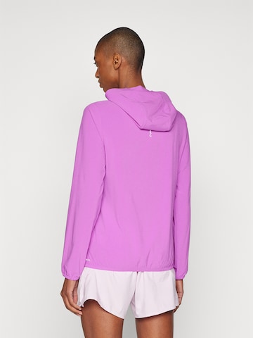 purpurinė PUMA Sportinė striukė 'RUN VELOCITY': galas