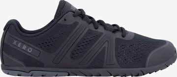 Xero Shoes Sneaker HFS in Schwarz: predná strana