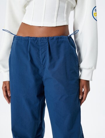 Koton Loosefit Broek in Blauw