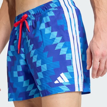 ADIDAS SPORTSWEAR - Bermudas en azul