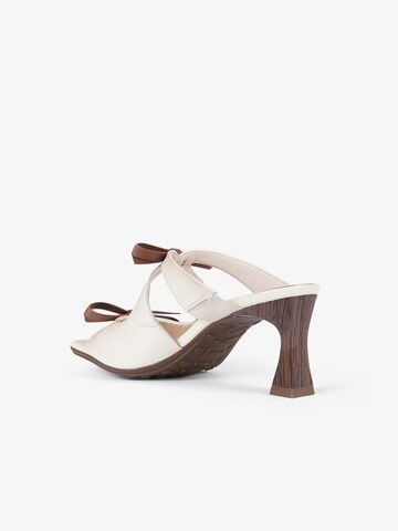 Sandalo di Hispanitas in beige