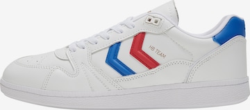 Hummel Athletic Shoes in White: front