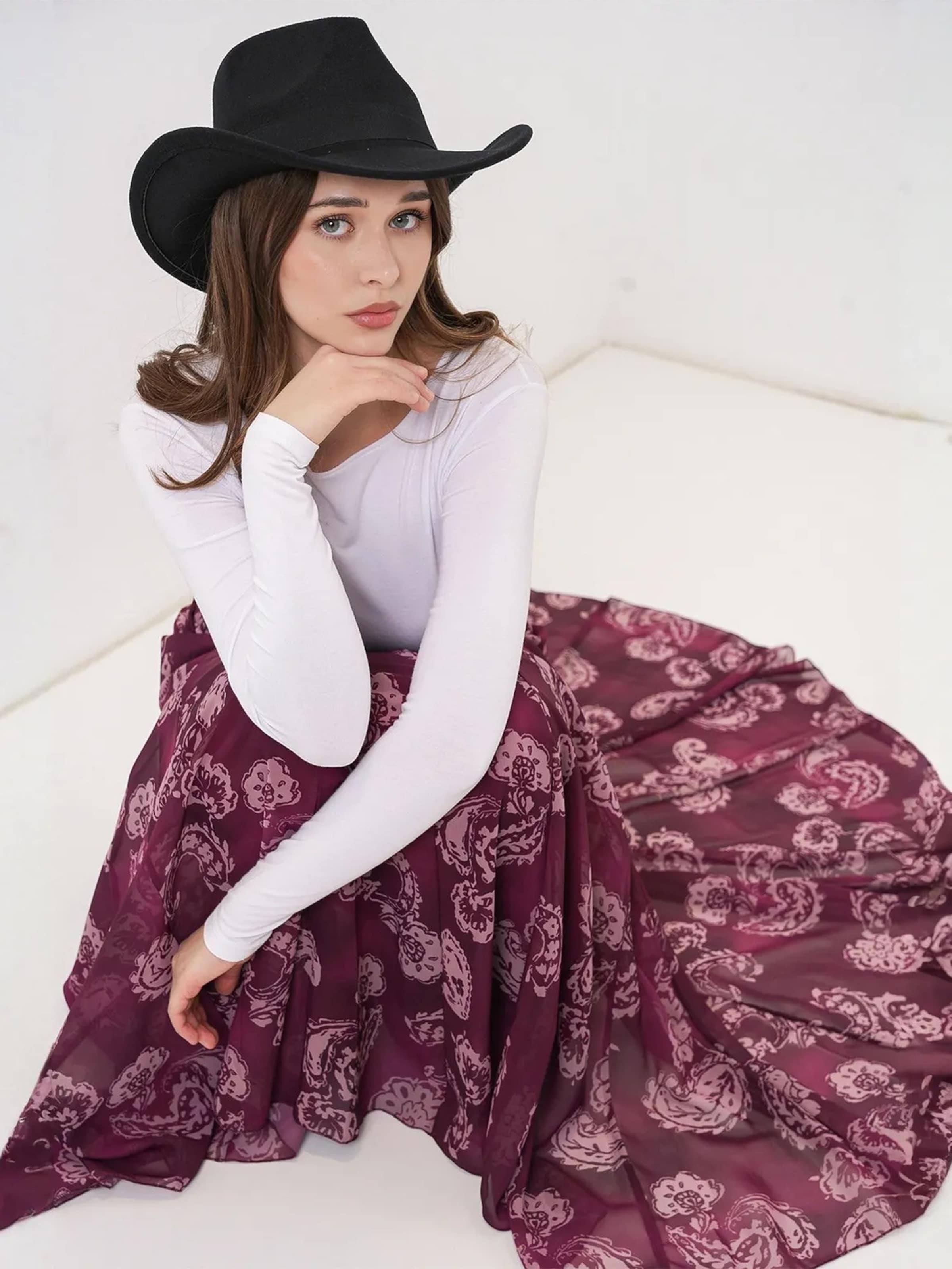 Bigdart Skirt in Red