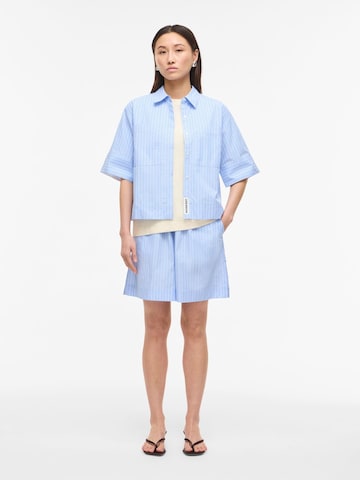 ROUGE EDIT Bluse i blå
