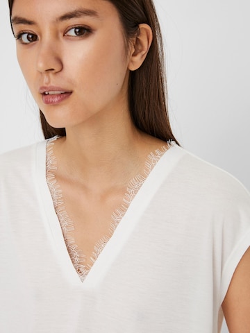 Camicia da donna 'Carrie' di VERO MODA in bianco