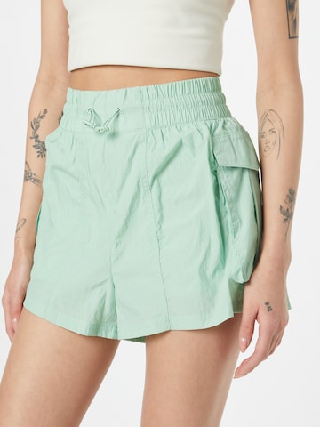 Cotton On regular Παντελόνι φόρμας 'HIKING EXPLORER' σε πράσινο