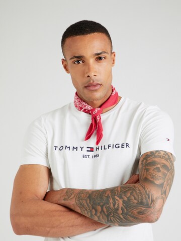 TOMMY HILFIGER Regular fit Μπλουζάκι σε λευκό