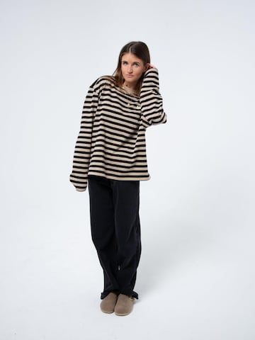BAYSIDE BOUND Oversized shirt 'THE GOOD LIFE UNISEX LONGSLEEVE' in Beige
