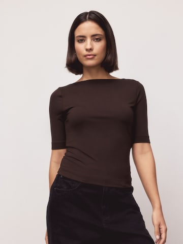 Maglietta di Next in marrone: frontale