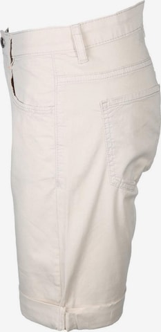 MAC Regular Shorts in Weiß