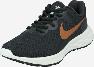 Chaussure de course 'Revolution 6 Next Nature' NIKE en gris : devant