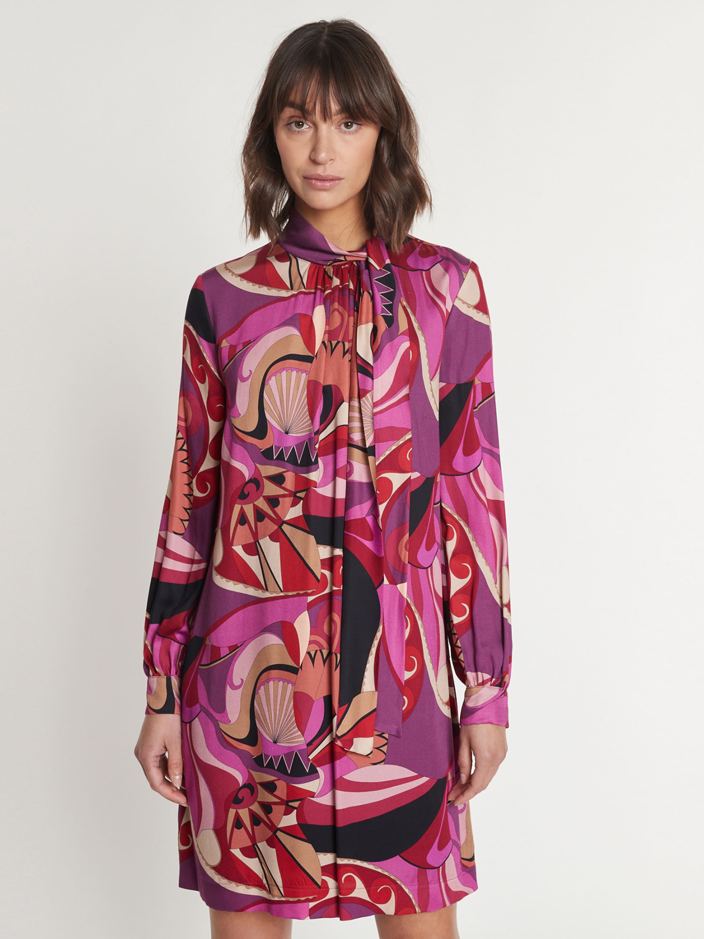 Alcazar kleding hotsell
