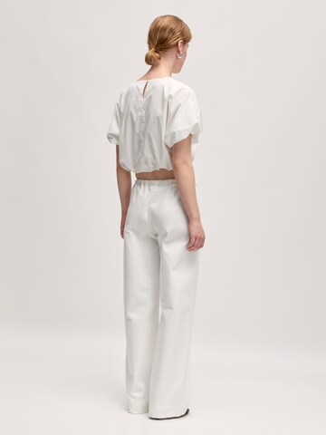 EDITED Blouse 'Ellen' in Wit