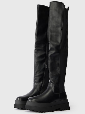 BUFFALO Overknees in Black