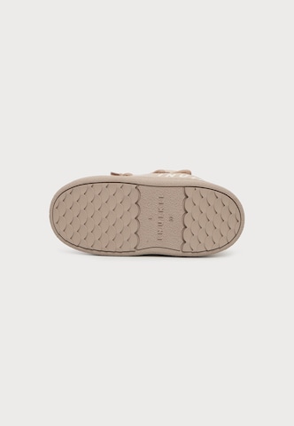 Boots da neve 'MOUNTAIN' di INUIKII in beige