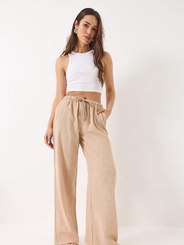 Wide leg Pantaloni di Bianco Lucci in beige