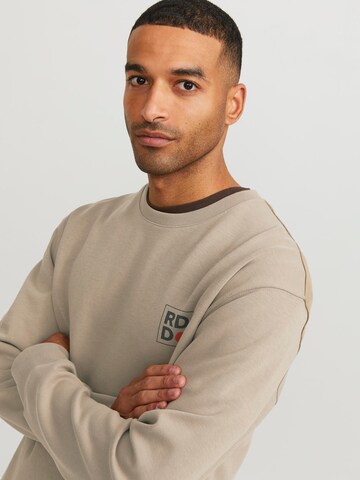 Felpa di R.D.D. ROYAL DENIM DIVISION in beige
