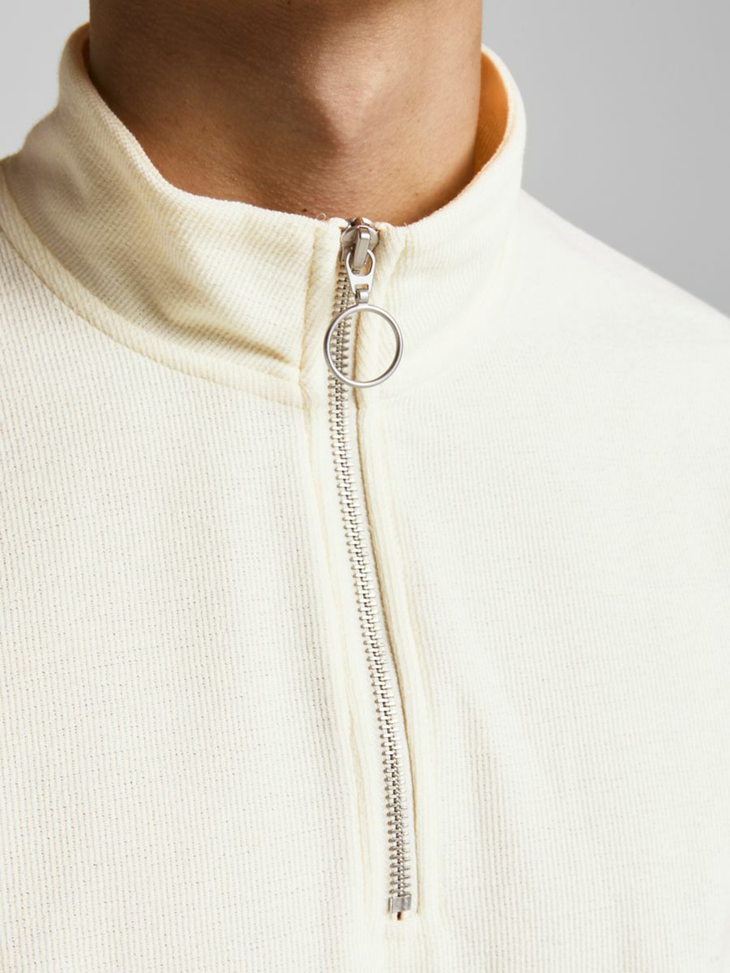Männer Sweat JACK & JONES Sweatshirt in Perlweiß - GZ94314 Männer Sweat JACK & JONES Sweatshirt in Perlweiß - GZ94314