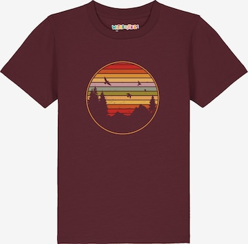 Maglietta 'Sunset Berge & Tannen' di watabout.kids in rosso: frontale