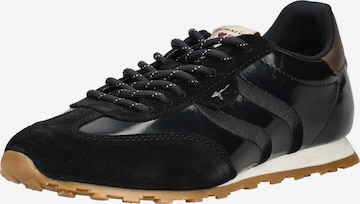 Baskets basses Tamaris en noir : devant