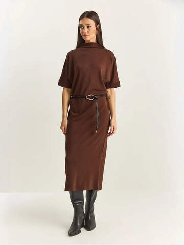Robe Bianco Lucci en marron