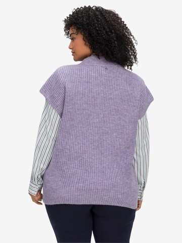 SHEEGO Knitted Vest in Purple