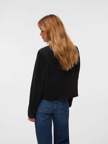 Veste mi-saison 'VMBabyrainiekelly' VERO MODA en noir