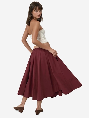 Hiccup Skirt in Red