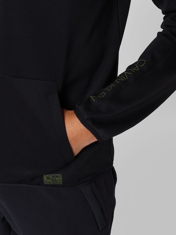 Calvin Klein Sport - Sweatshirt de desporto 'Balaclava' em preto