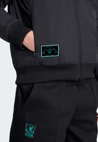 ADIDAS ORIGINALS Trainingsjack 'FC Liverpool Terrace Icons' in Zwart