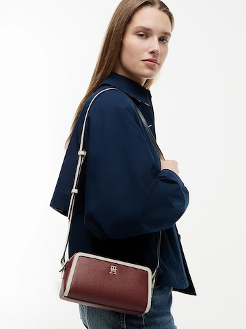 TOMMY HILFIGER Crossbody Bag in Red