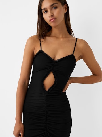 Bershka Sukienka w kolorze czarny