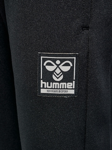 Hummel Tapered Pants in Black