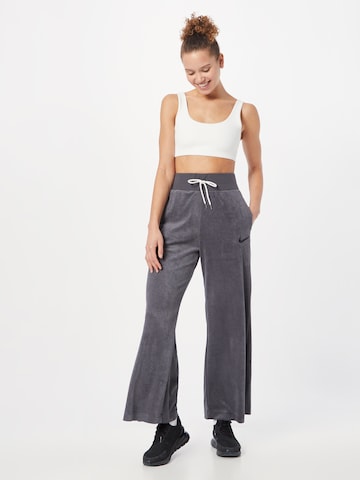 Nike Sportswear Wide leg Παντελόνι σε γκρι