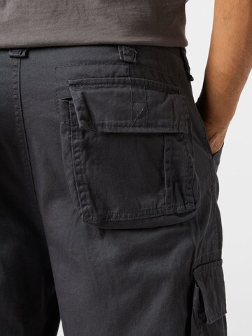 Regular Pantalon cargo 'Legend' Brandit en gris