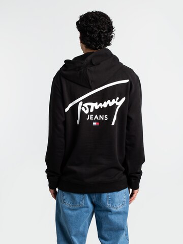 Felpa di Tommy Jeans in nero: frontale