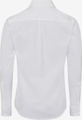 Coupe slim Chemise 'Mabsoot' BOSS Orange en blanc