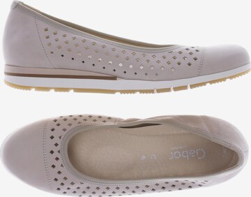 GABOR Flats & Loafers in 39 in Grey: front