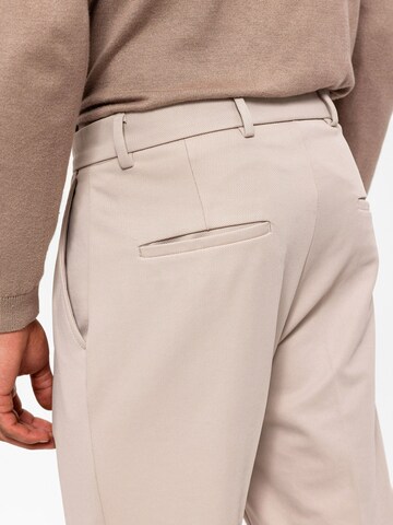 Antioch Tapered Hose in Grau