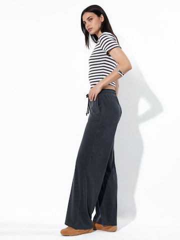 Regular Pantalon de sport Busem en noir