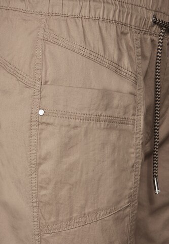STREET ONE Tapered Hose in Beige