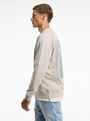 CHASIN' Sweatshirt 'Ido' in Beige