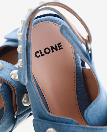 Clone Sandals & High-Heeled Sandals in 40 in Blue