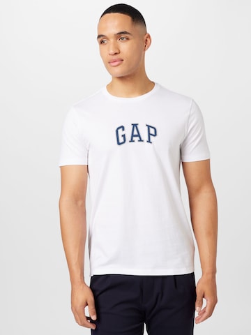GAP Μπλουζάκι σε λευκό: μπροστά