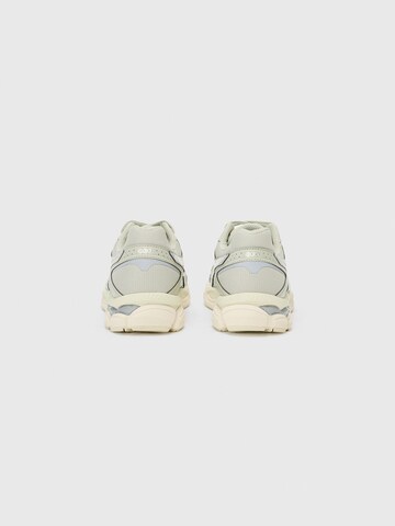 ASICS SportStyle Низкие кроссовки 'Cumulus 16' в Зеленый