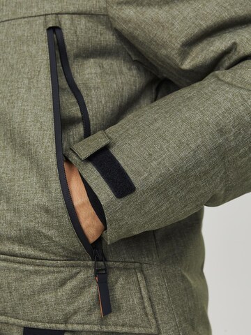 Parka invernale 'JCOBlack' di JACK & JONES in verde